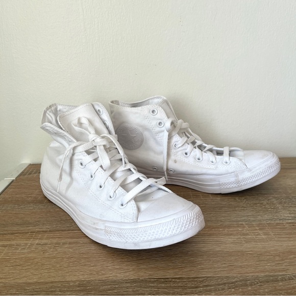 Converse Other - Converse mens white high top sneakers Sz 10